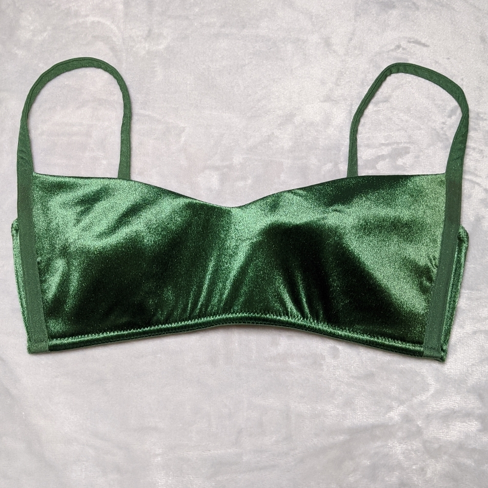 La Perla Beautiful Green Velvet Bralette Croptop 6